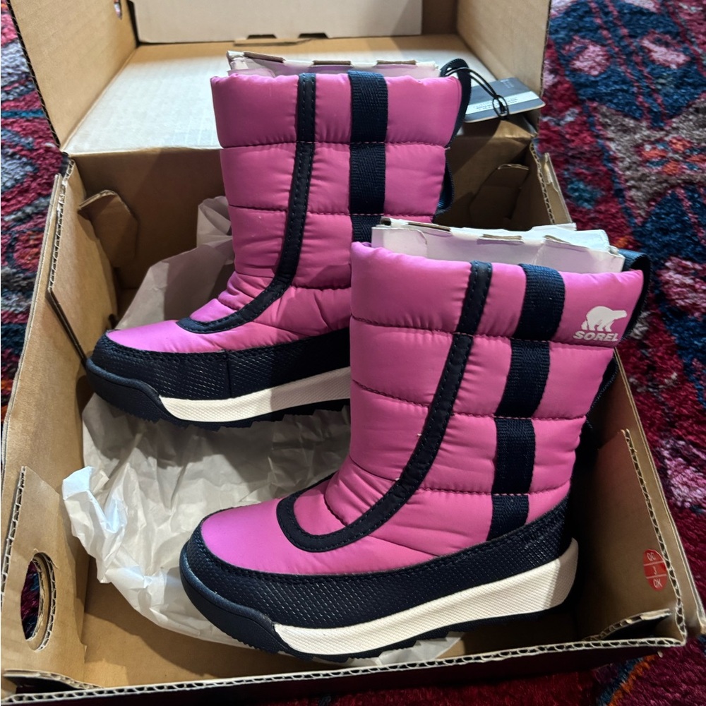 Sorel Fuchsia and Black Quilted Winter Girls Boots